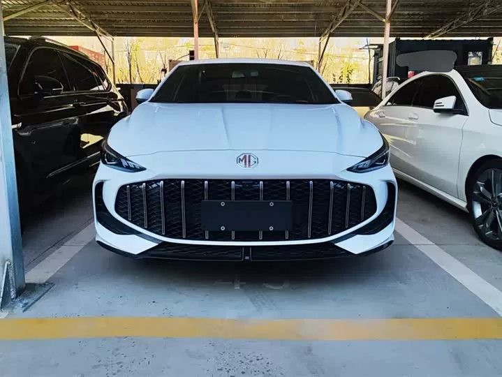 ສີ່ລົດທີ່ໃຊ້ແລ້ວຄຸນນະພາບສູງແນະນຳ