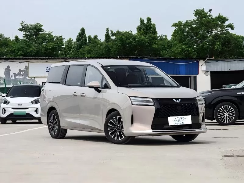 Wuling Starlight 730 2026 1.5T CVT Premium 7- Seat MPV ສໍາລັບຄອບຄົວ ແລະຜູ້ໂດຍສານ