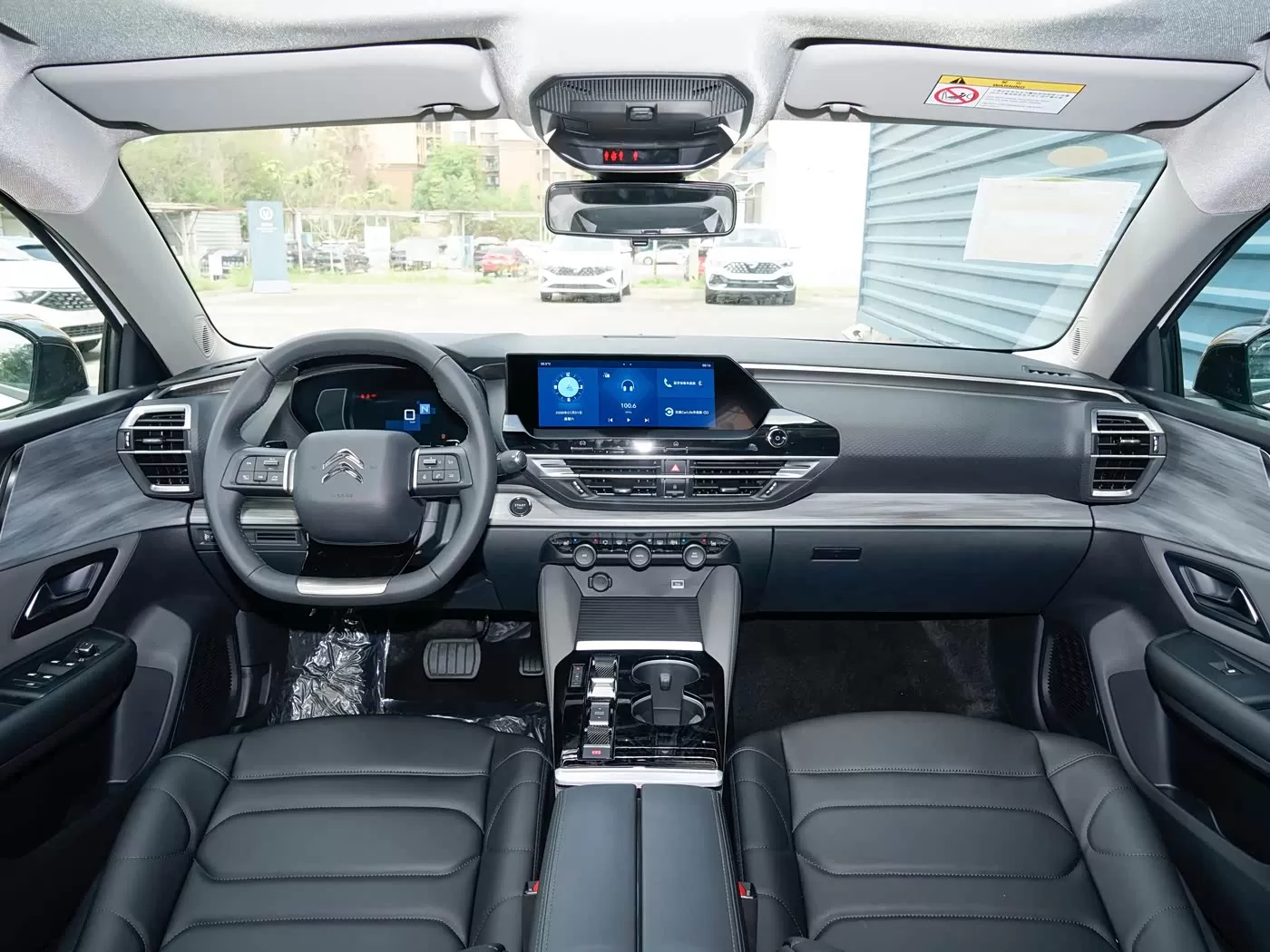 Dongfeng Citroen Versailles C5X Used Car for Sale - Silu Auto Export