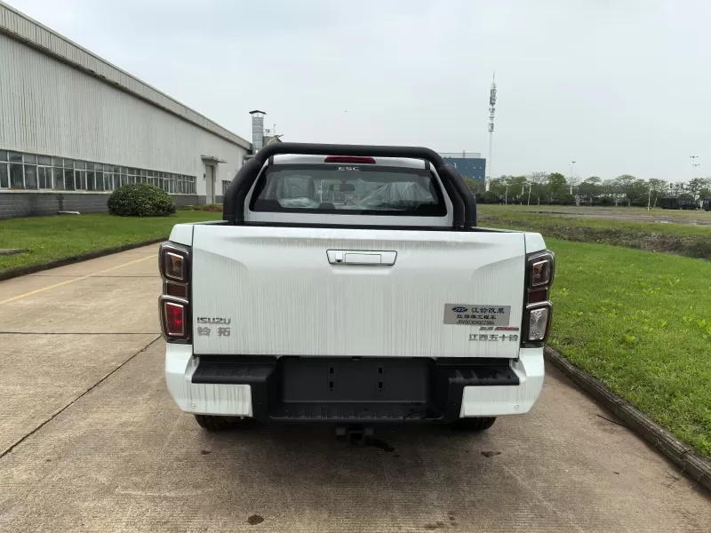 Isuzu Lingtuo Cross-Country 2.5T 4X4 Diesel Pickup-Brand ໃຫມ່ຈາກປະເທດຈີນ