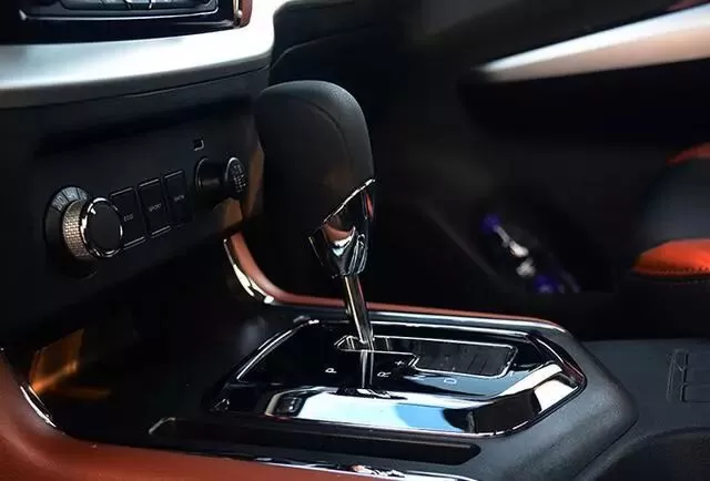 ວິທີການເລືອກລົດກະບະມືສອງ?