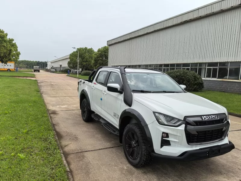 Isuzu RE-MAX 2.5T 8AT ຮັບເໝົາກາຊວນອັດຕະໂນມັດ | ເຊື່ອຖືໄດ້ & ປະຕິບັດໄດ້ຈາກປະເທດຈີນ