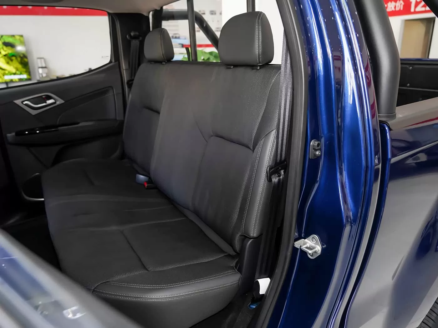 Silu Auto Export - ລົດກະບະ Isuzu ລາຄາຖືກ ປະສິດທິພາບສູງ